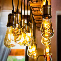 LED Glühlampe VIDEX E27 ST64 4W 2200K FIL DIMMBAR SPIRAL AMBER